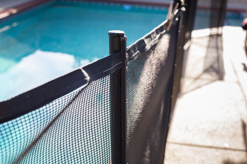 Mesh Fence with Locking Mechanism